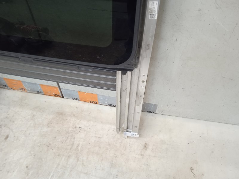 Люк в сборе электрический