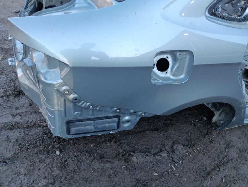 Кузовной элемент