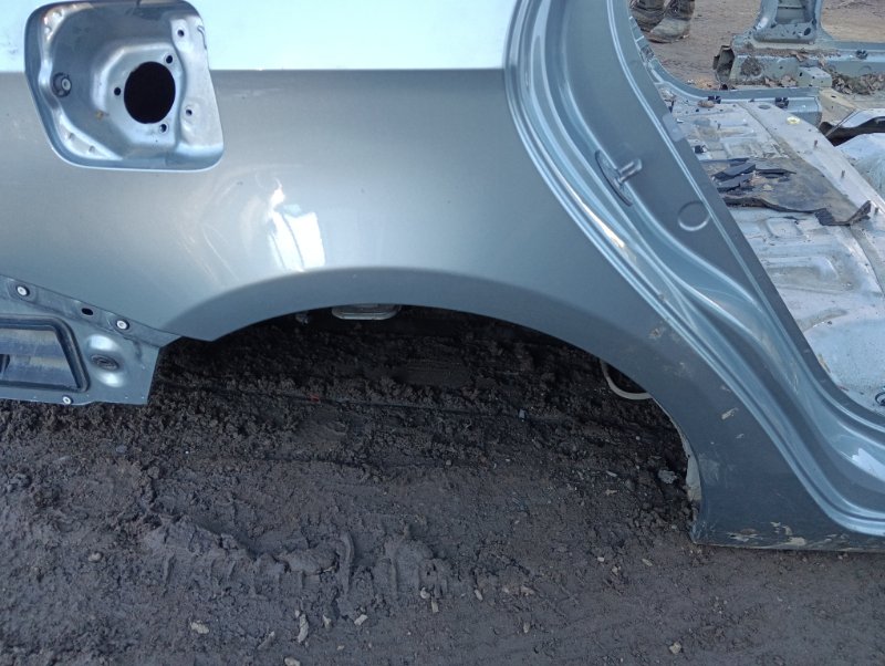 Кузовной элемент