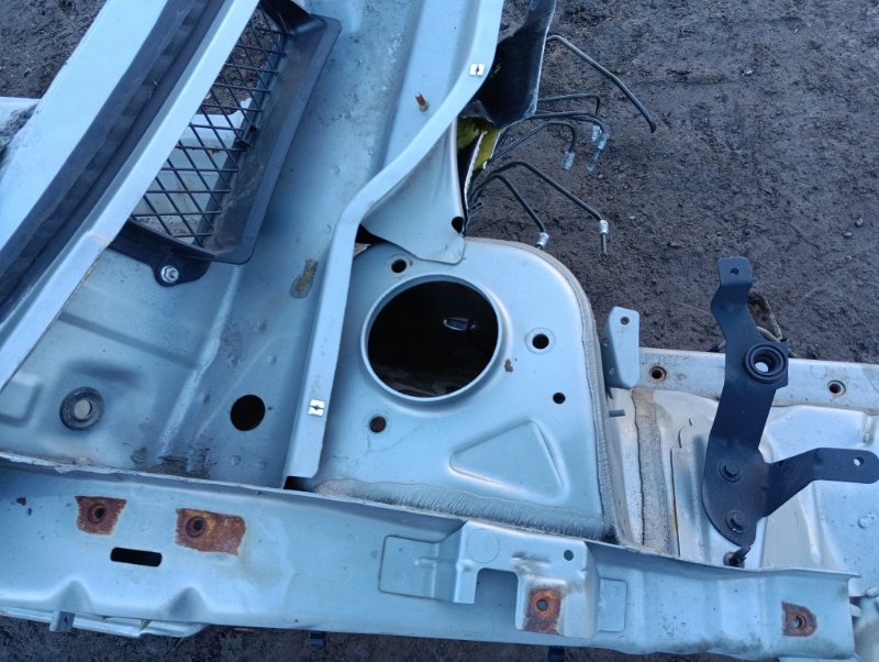 Лонжерон передний правый