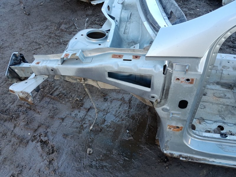 Лонжерон передний левый