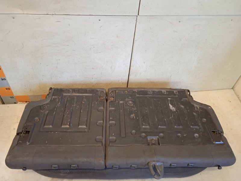 Сиденье салонное