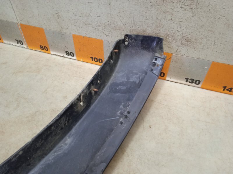 Накладка переднего крыла левого