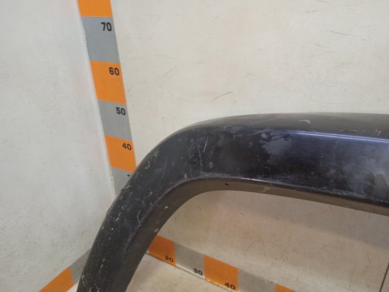 Накладка переднего крыла левого