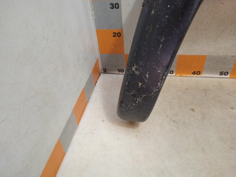 Накладка переднего крыла левого