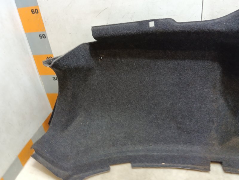 Обшивка багажника