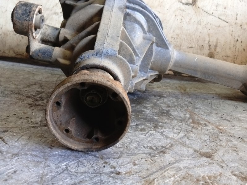 Редуктор переднего моста