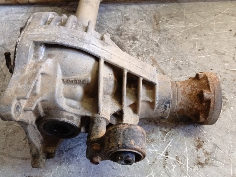 Редуктор переднего моста