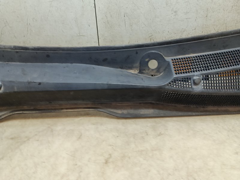 Решетка стеклоочистителей (Жабо)