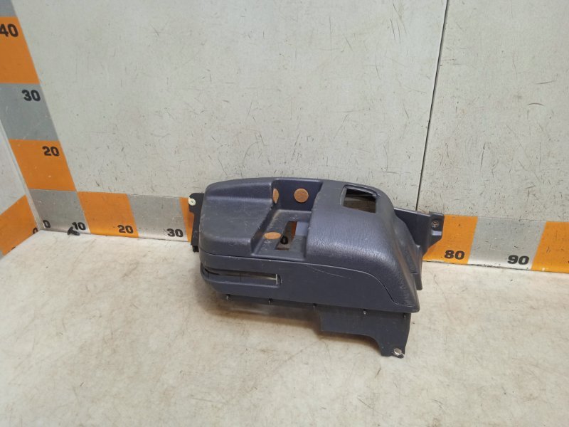 Держатель задней полки