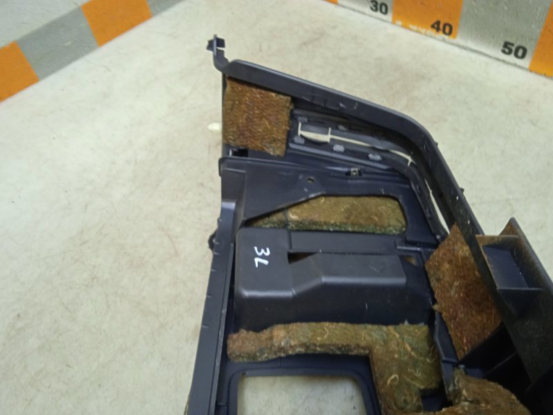 Держатель задней полки