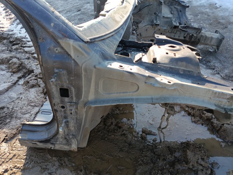 Кузовной элемент