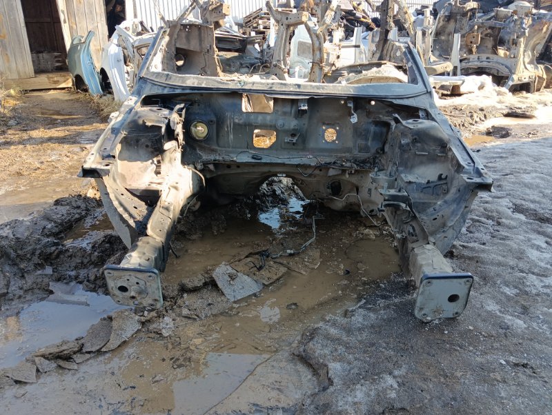 Кузовной элемент