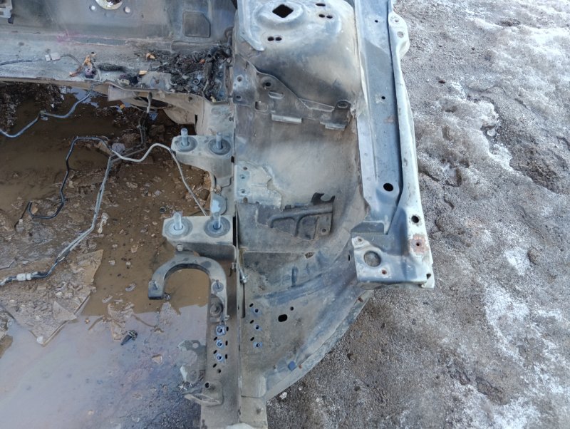 Лонжерон передний левый