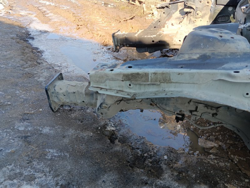 Лонжерон передний левый