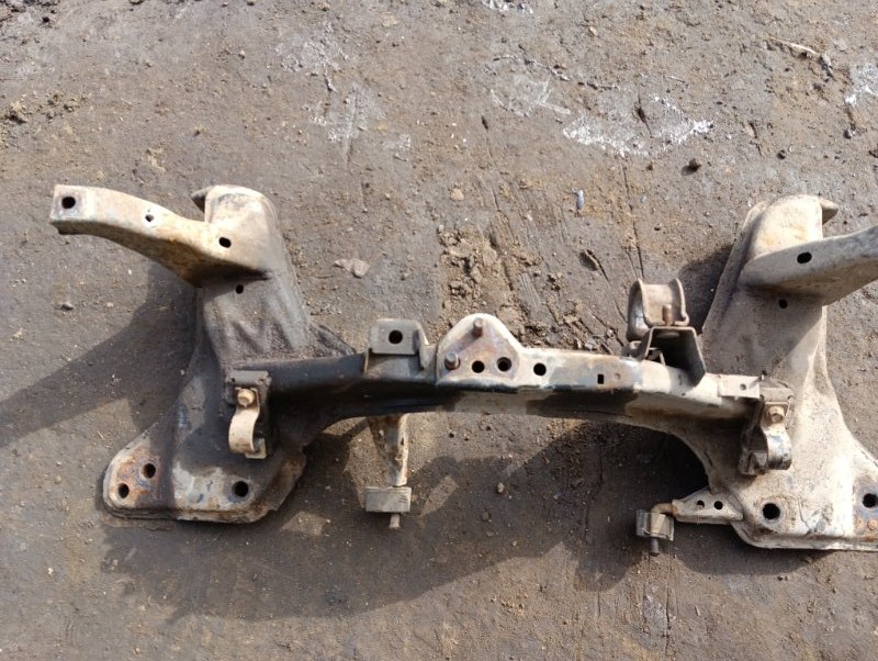 Балка подмоторная