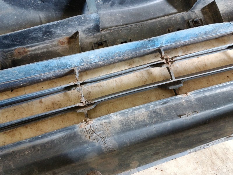 Бампер передний