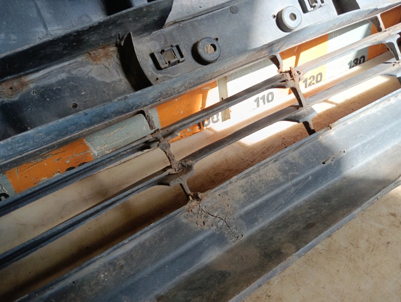 Бампер передний