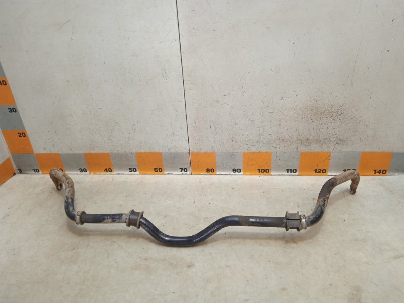 Стабилизатор передний