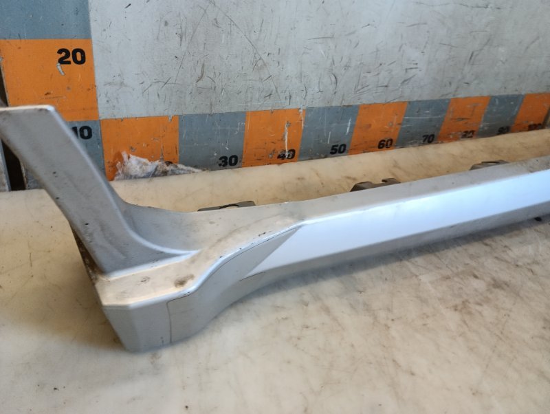 Накладка на порог (наружная)