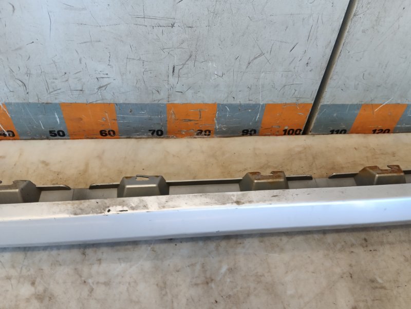 Накладка на порог (наружная)