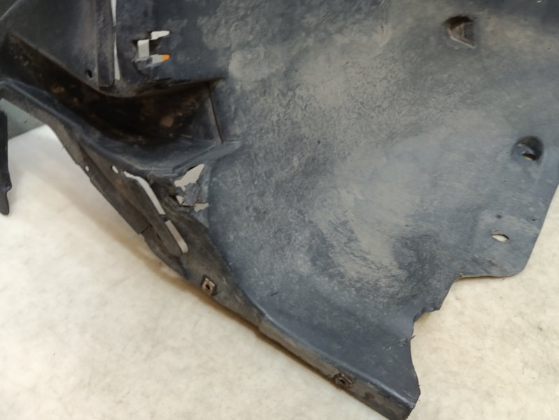 Локер передний левый