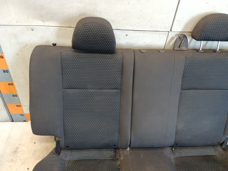 Сиденье салонное