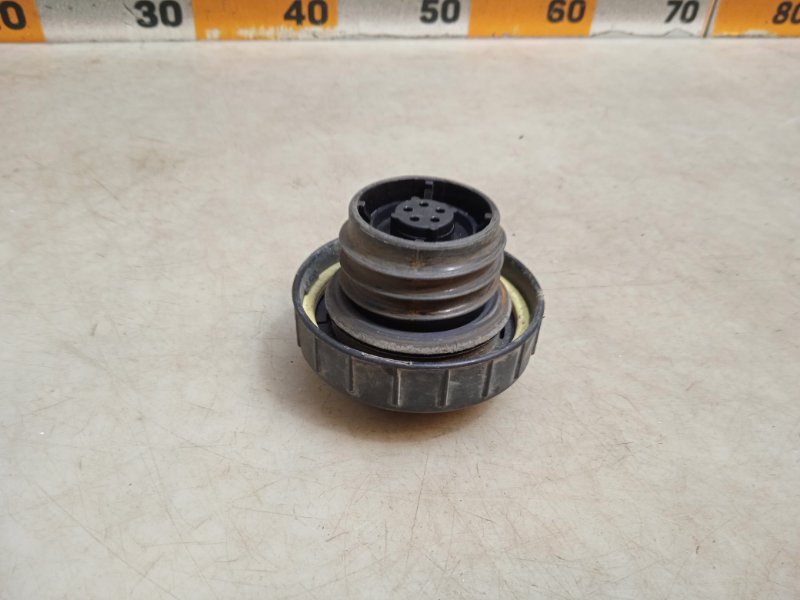 Крышка бензобака