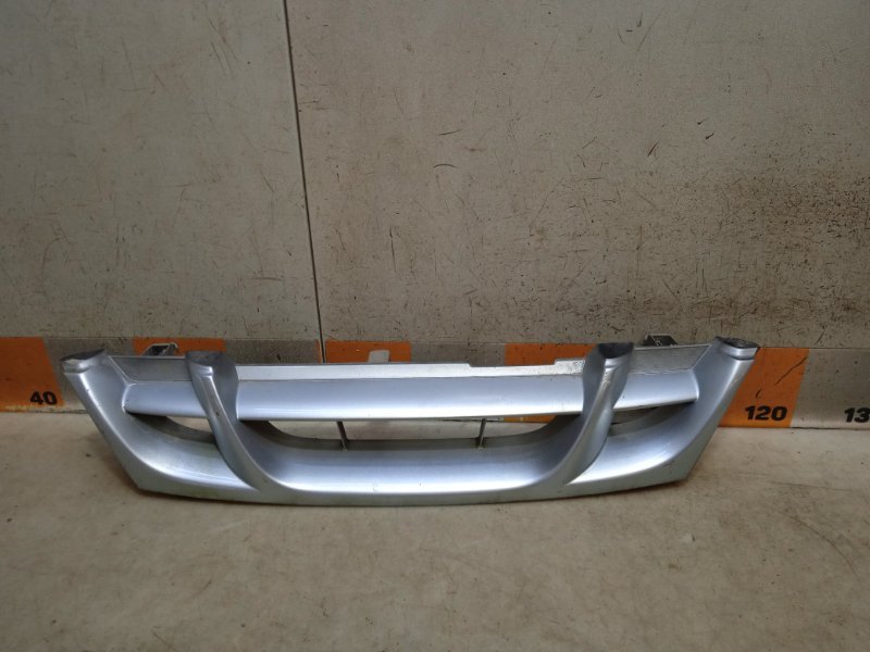 Решетка радиатора