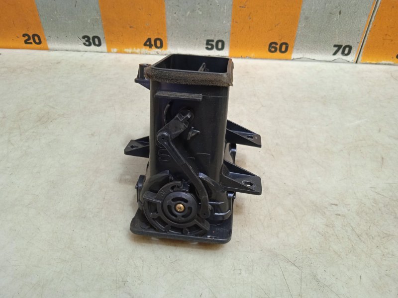 Дефлектор воздушный