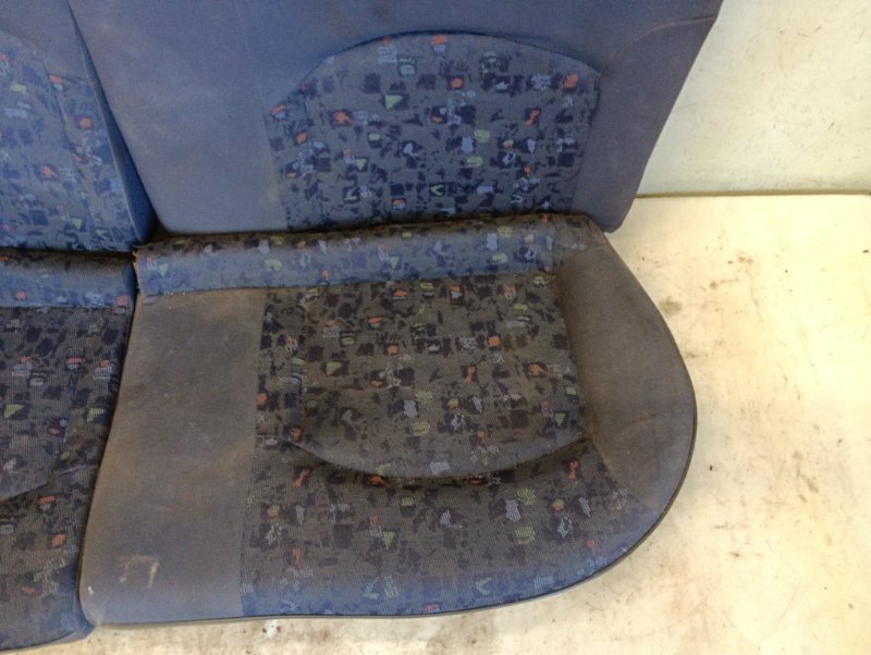 Сиденье салонное