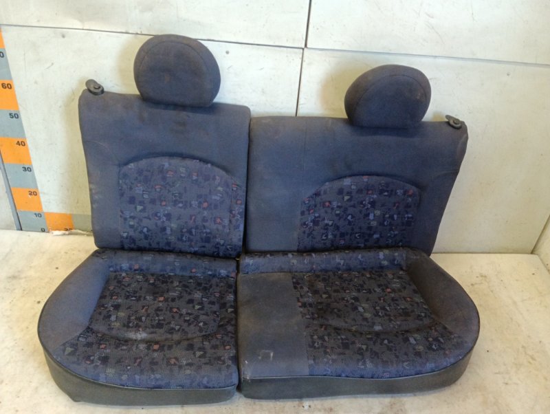 Сиденье салонное