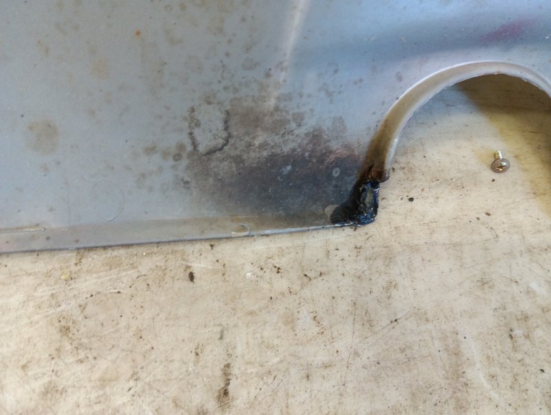 Бампер задний