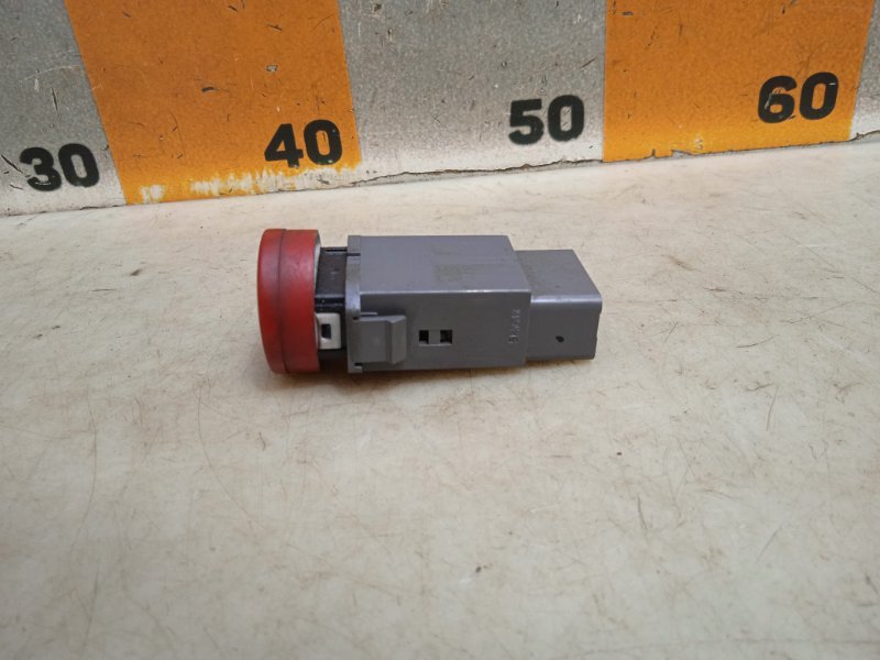 Кнопка аварийной остановки