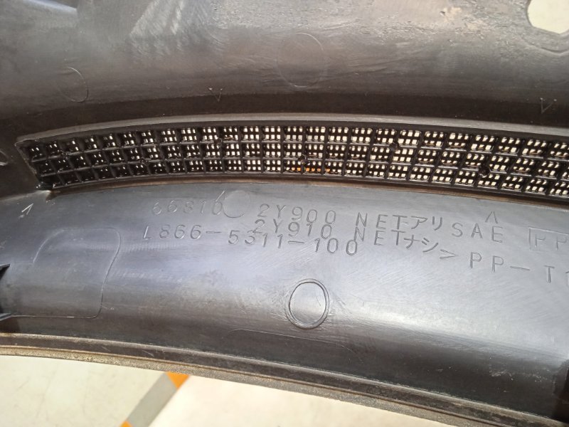 Решетка стеклоочистителей (Жабо)