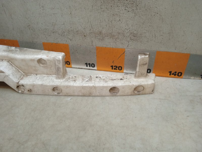 Наполнитель переднего бампера