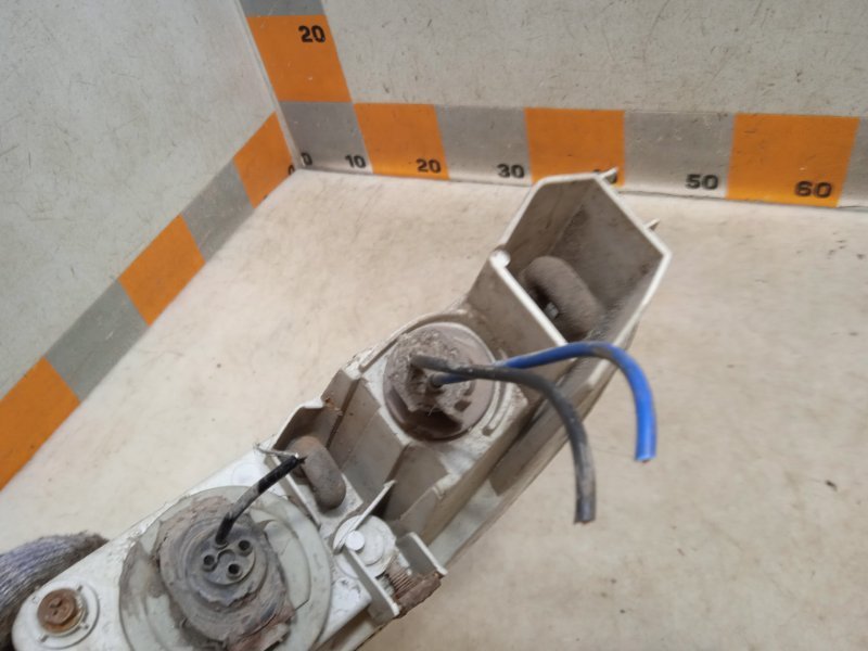 Фара противотуманная правая