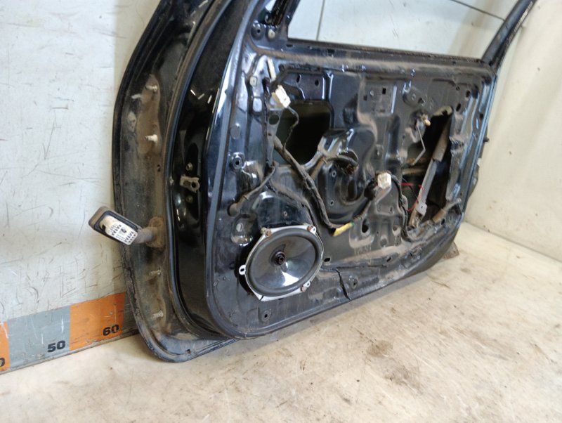 Дверь передняя правая