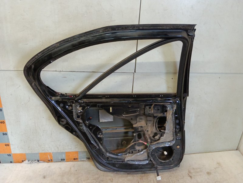 Дверь задняя левая