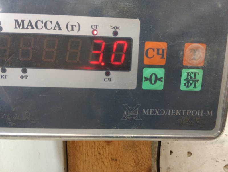 Стекло двери задней правой