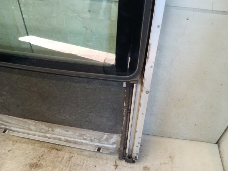 Люк в сборе электрический