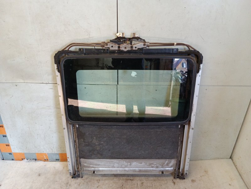 Люк в сборе электрический