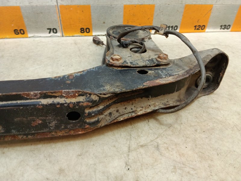 Балка передняя продольная