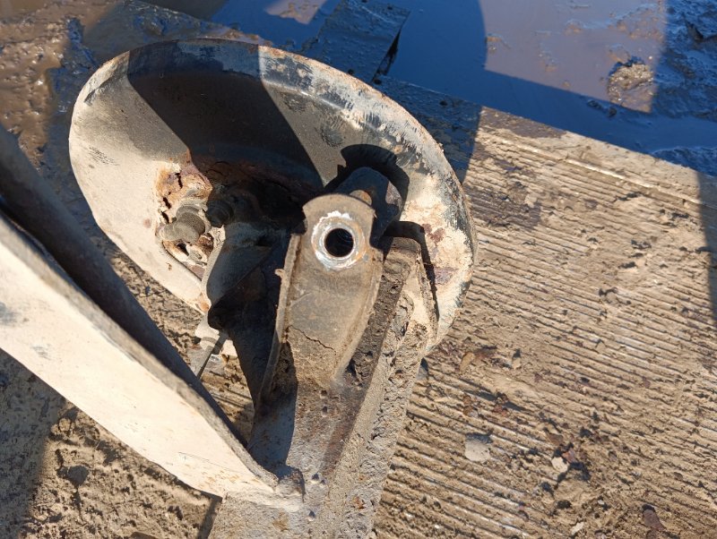 Балка задняя