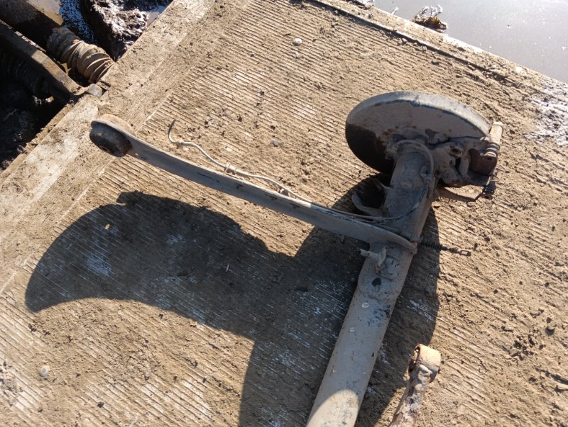 Балка задняя