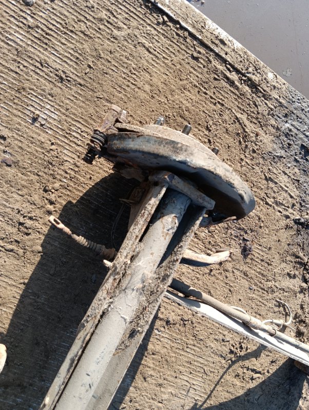 Балка задняя