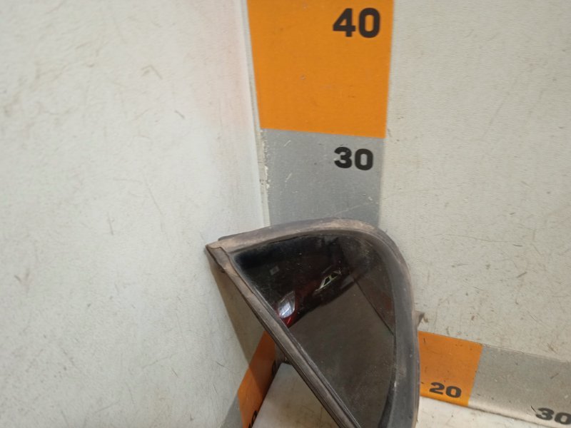 Стекло двери задней левой