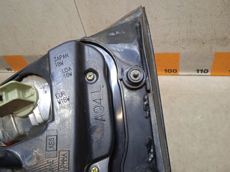 Фонарь задний левый