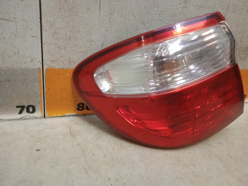 Фонарь задний левый