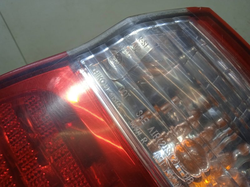 Фонарь задний правый